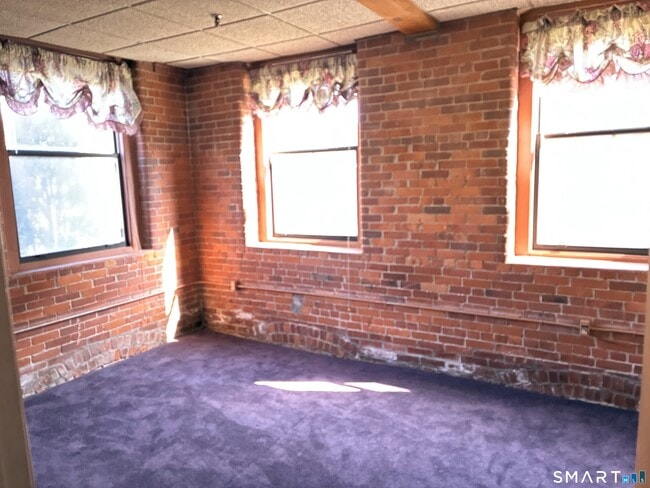 Photo - 222 Williams St E Unit 112