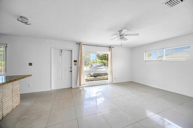 Photo - 2107 NE 15th Ave