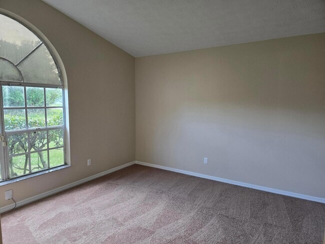 Photo - 2601 SE Creston Ln