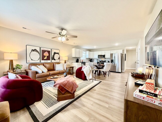 Photo - 232 Taylor Dr