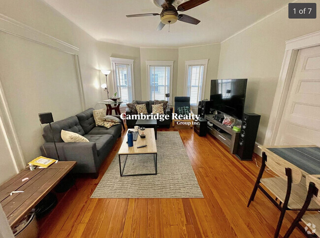 Building Photo - 39 Hall Ave Unit 2 Rental
