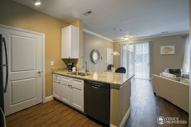 Photo - One Bedroom With Garage near Grandview Unidad 1781 Drayton Court
