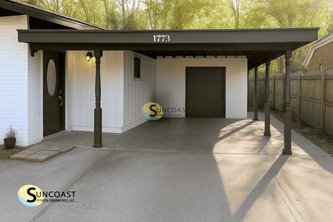 Photo - 1773 Louvre Dr