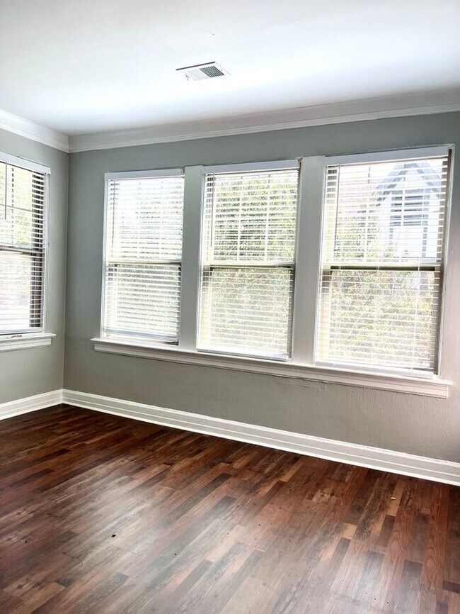 Charming One Bedroom with Flex Space! House House Rental in Memphis