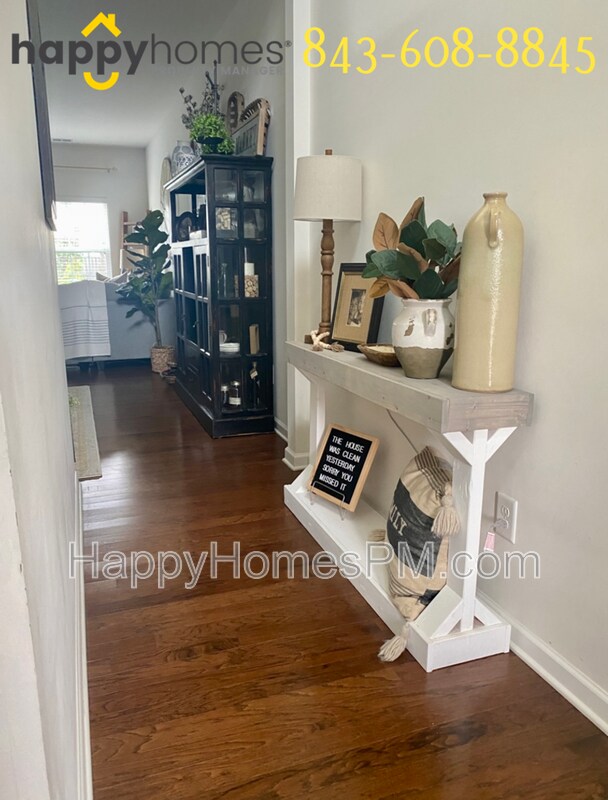 Photo - 420 Turnbridge Ln