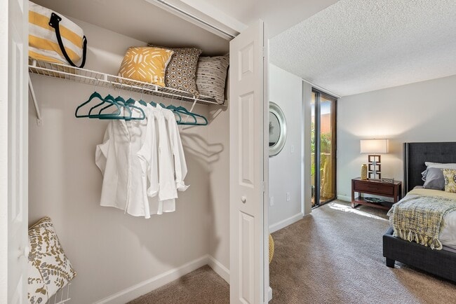 2BR,2BA - Jasmine