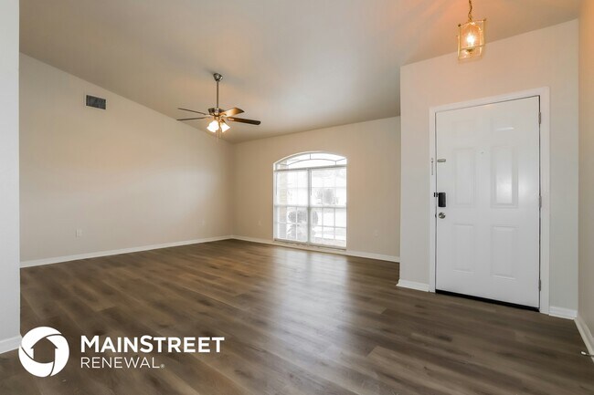 Photo - 5829 Daughtery Downs Loop