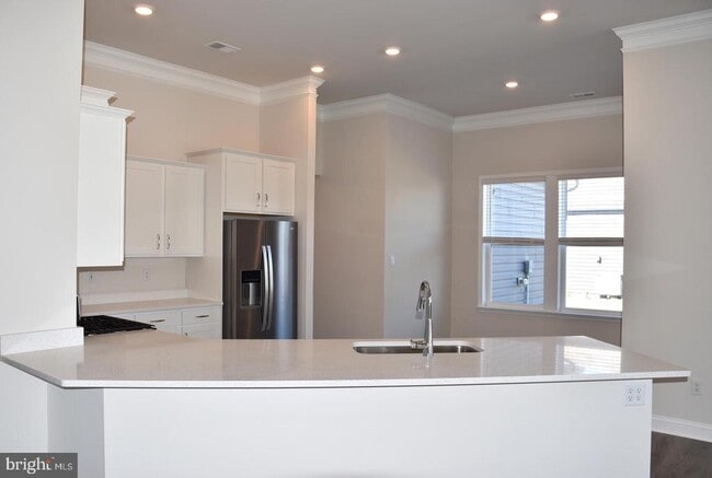 Photo - 24243 W Cypress Wy
