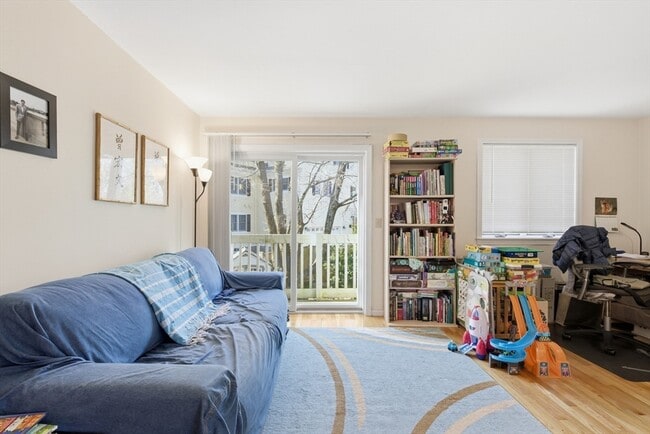 Photo - 5 Meadowbrook Rd