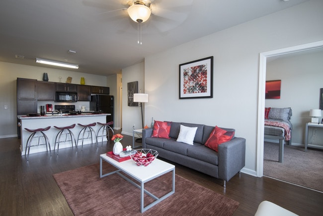 Photo - Philo Starkville