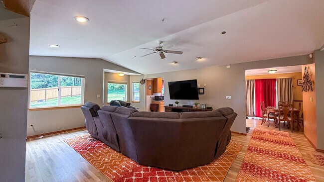 Photo - 73 Ross Ln Unit ID1336263P