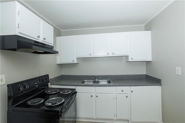 Photo - 3526 Conley St