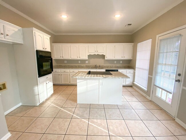 Photo - 4 bedroom, 3 bath with a Bonus room near Riverdale and Stateline