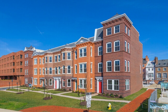 1101 N Washington St - Abingdon Place