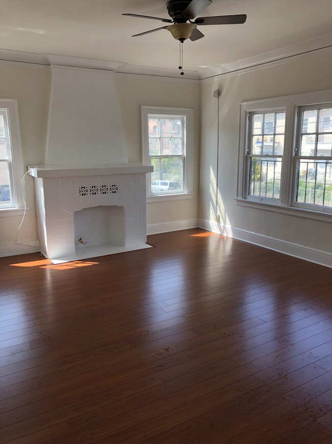 Photo - 3144 James M Wood Blvd Unit 3144 James M. Wood