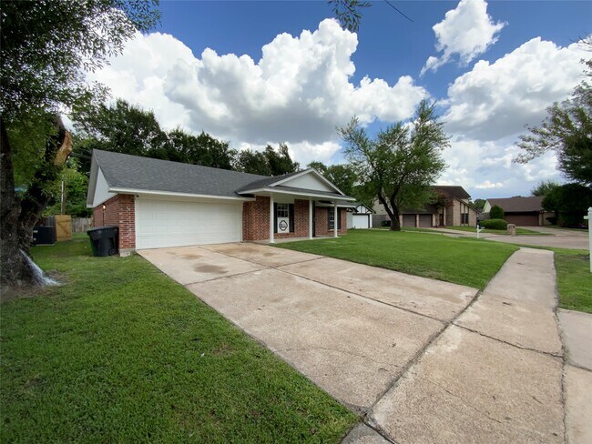 Photo - 7710 Ashmole Ln