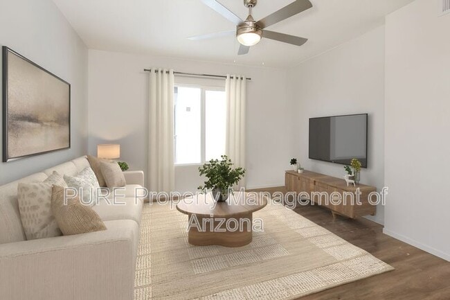 Photo - 6077 N 60th Ave