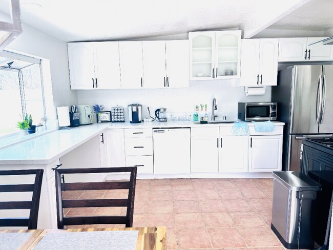 Photo - 927 N Garden St Unit 1