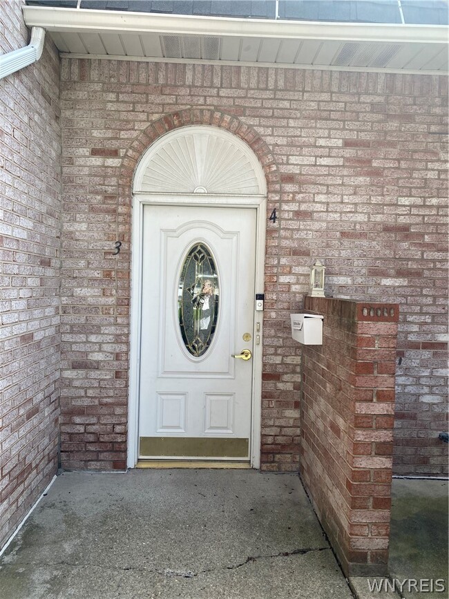 Photo - 4585 Chestnut Ridge Rd