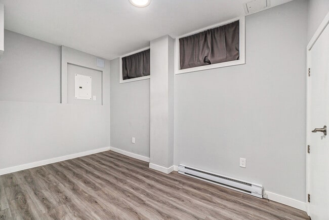 Photo - 1675 Baseline Rd