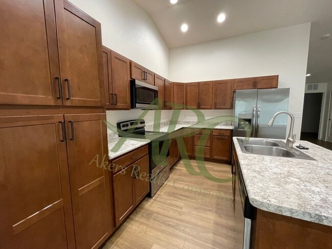Photo - Coral 968-970 Unit 968