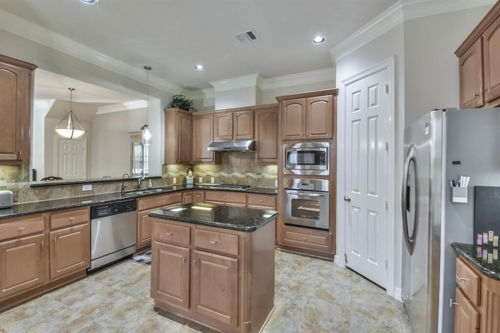 Photo - 11603 Royal Oaks Trce