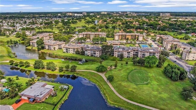 Photo - 8101 SW 24th Ct Unidad 206