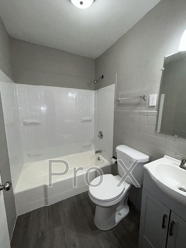 Photo - 2379 Locust Rd