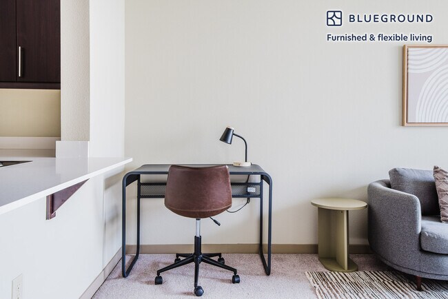 Photo - 5200 Iron Horse Pkwy Unidad FL5-ID1781