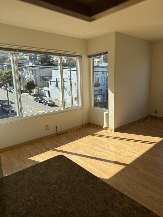 Photo - 1601 Sanchez St Unit A