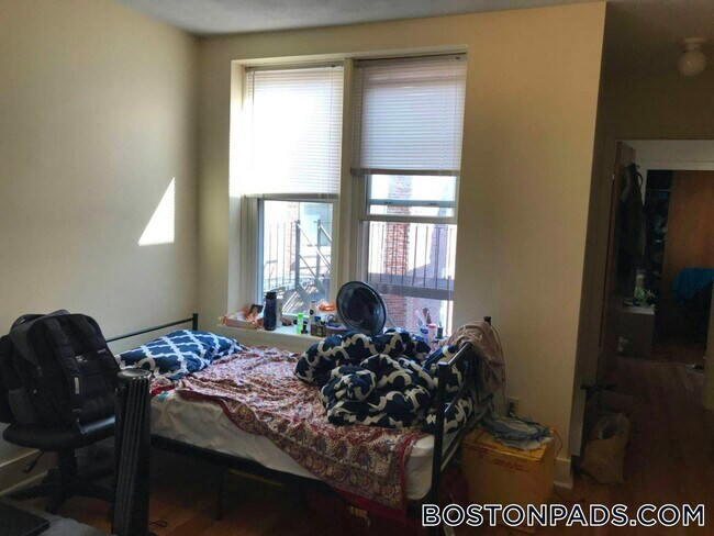 Photo - 32 Westland Ave Unit 22