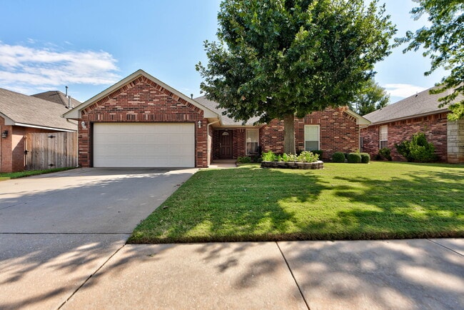 Building Photo - 4716 Stag Horn Dr