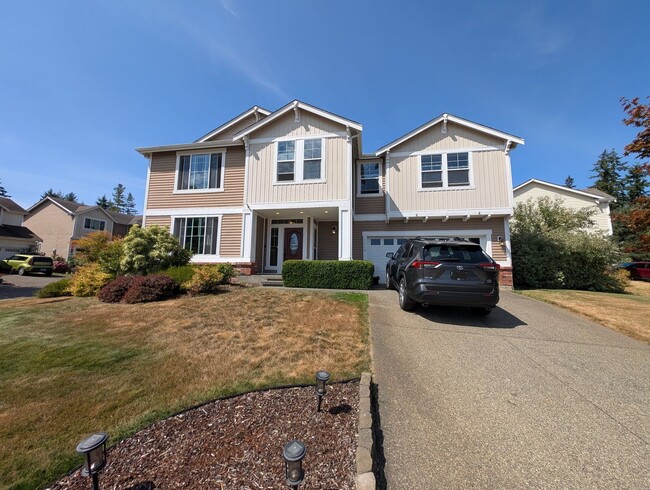 Building Photo - Spacious 4-Bedroom Corner Lot Home in Coyo...