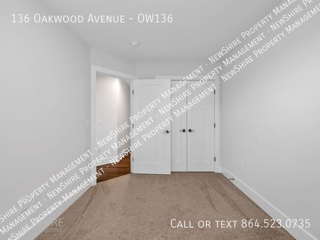 Building Photo - 136 Oakwood Ave Unit OW136