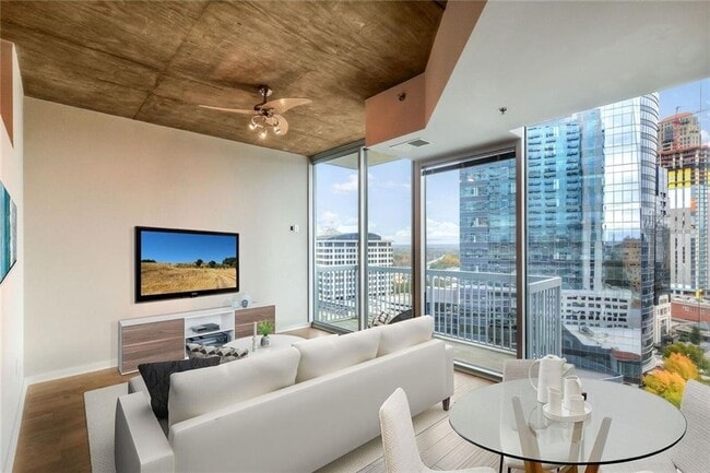 Photo - One bedroom condo located in heart of Buckhead!