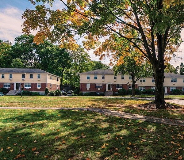 Glastonbury Centre Apartments For Rent in Glastonbury, CT | ForRent.com