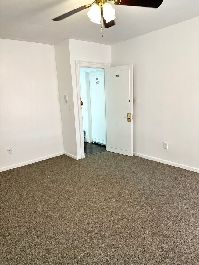 Photo - 3347 Seymour Ave Unit 2F