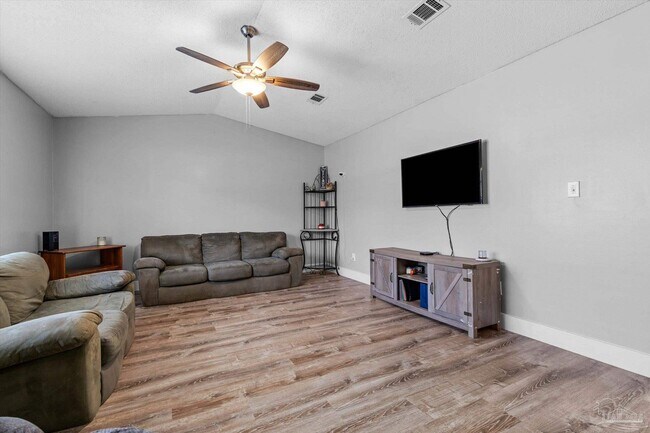 Photo - 10663 Silver Creek Dr