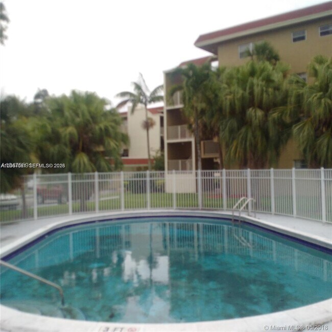 Photo - 3100 N Pine Island Rd Unit 209