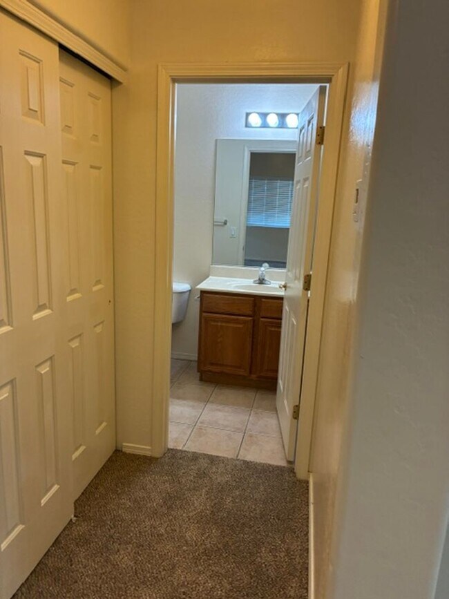 Photo - 1119 Leaf Ln