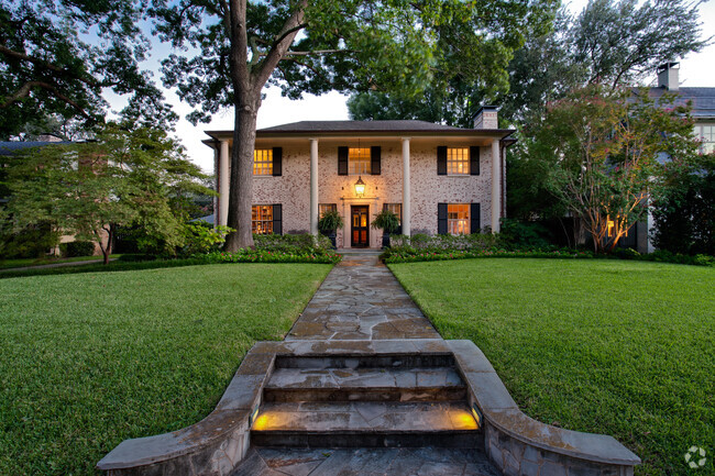 Building Photo - 3605 Centenary Ave Rental