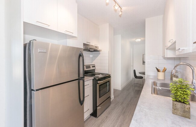 Photo - Solano House