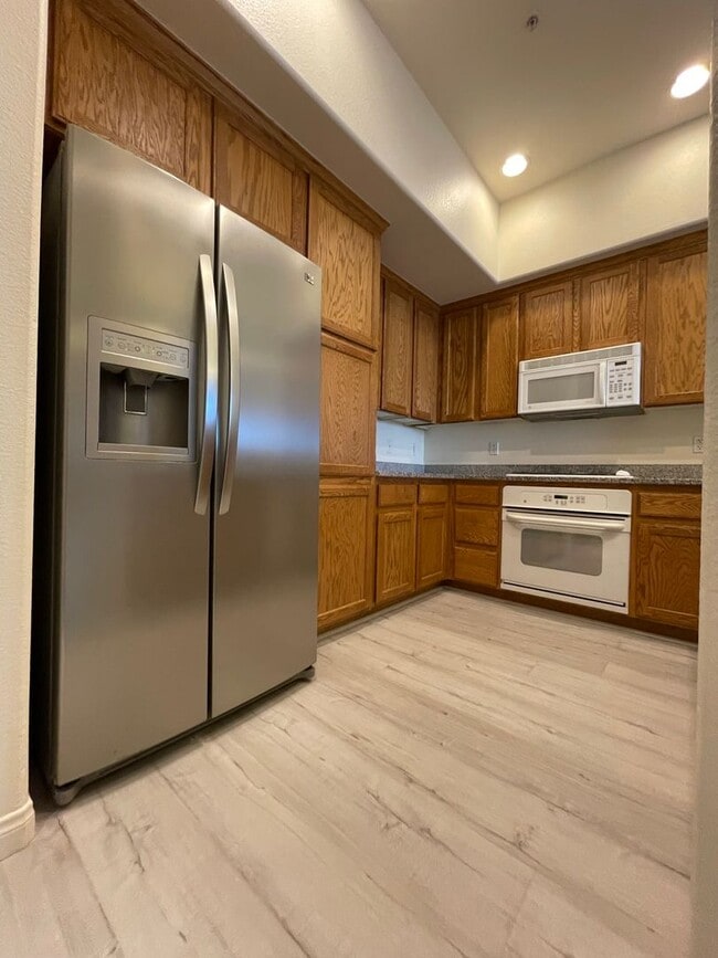 Photo - Coming Soon-2 Bedroom Unit in Manhattan Guard Gated Community!