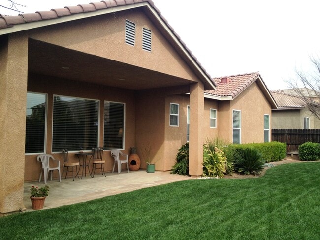 Photo - Immaculate Home off of Shepherd & Locan