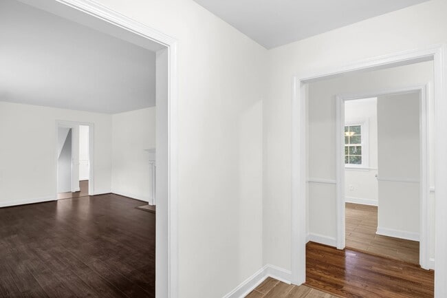 Photo - Beautiful 3 bedroom 2 1/2 bathroom Home wi...