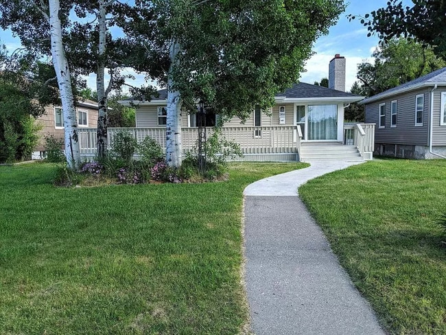 Photo - 2416 5th Ave N