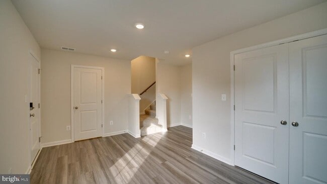 Photo - 1350 Red Clover Ln