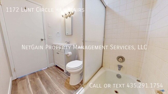 Photo - 1172 Lunt Cir Unit Upstairs