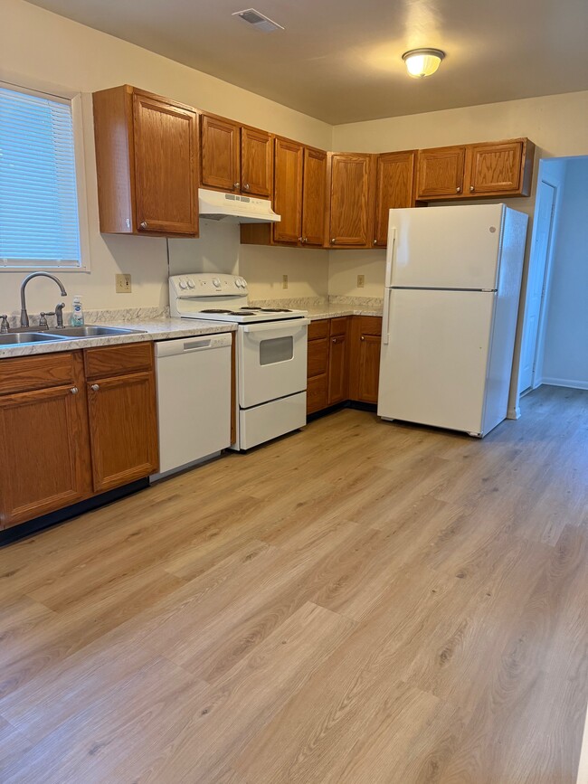 Photo - 207 Monroe St Unidad Apt B