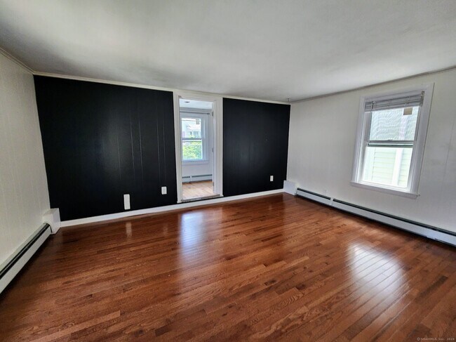 Photo - 153 Pearl St